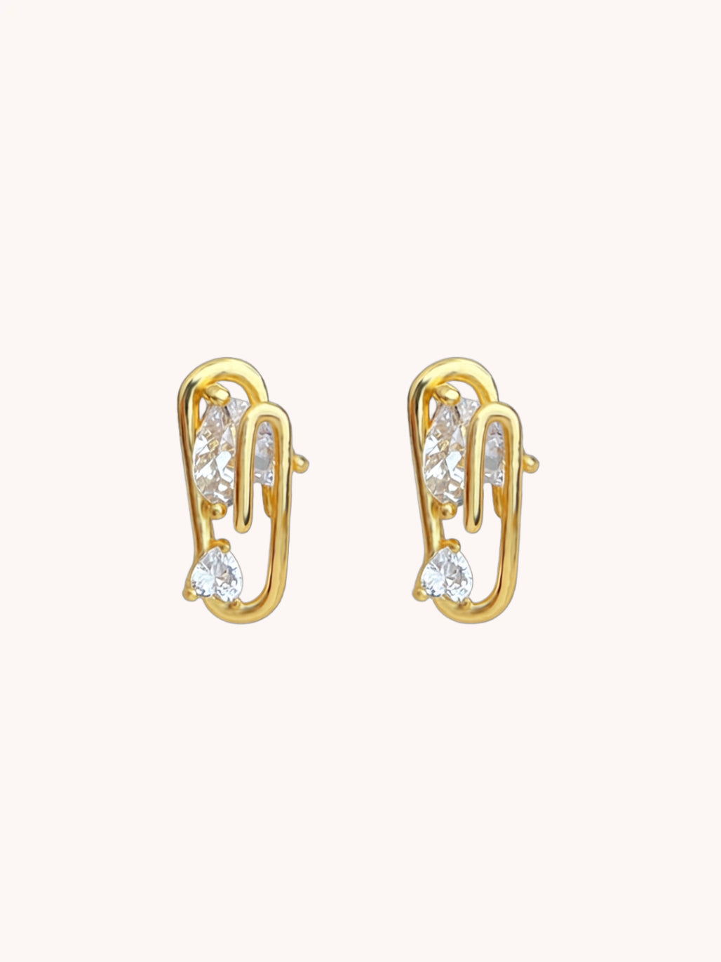 Clip My Heart Ear Studs
